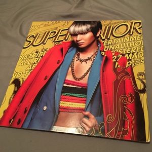 Super Junior 5th Album "Mr. Simple"